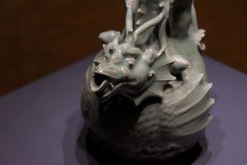 Miniature pour Pichet en céladon en forme de dragon